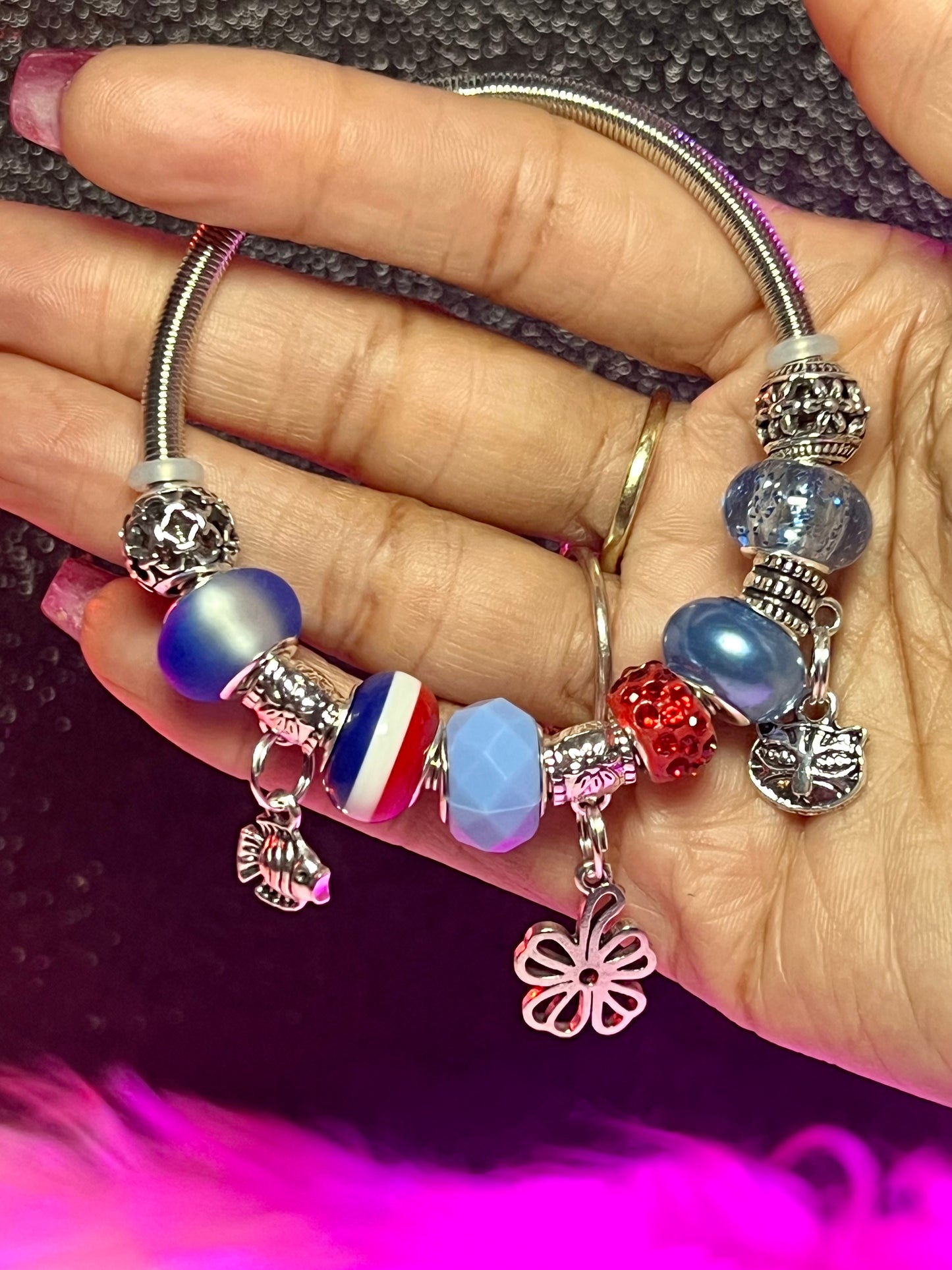 Charm Bracelets | Basic Stretch