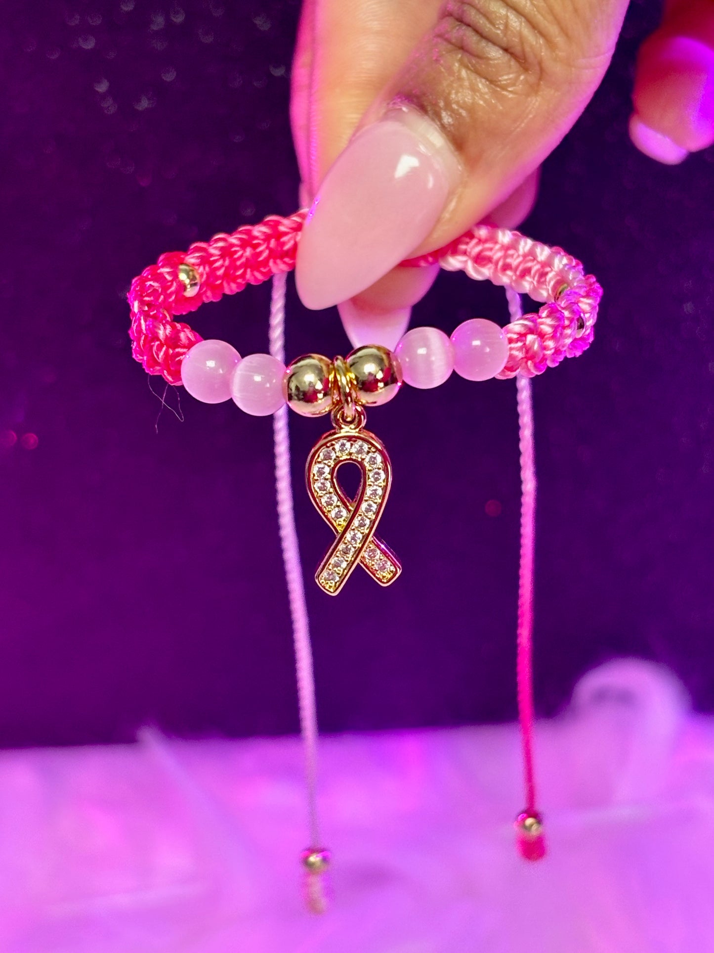 Pulsera de concientización sobre el cáncer de mama de Macrame (1 ud.)