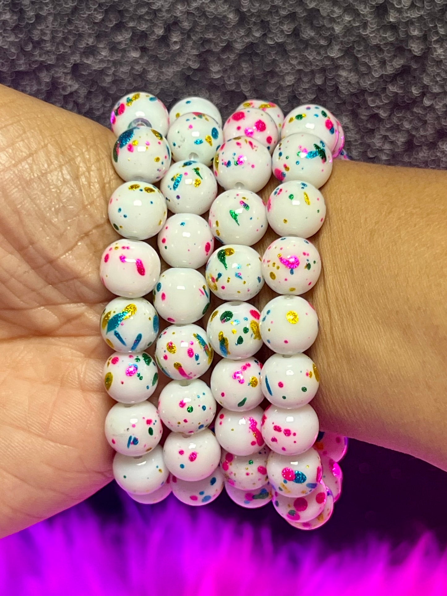 Pulsera con cuentas de pastel de confeti (1 pieza)