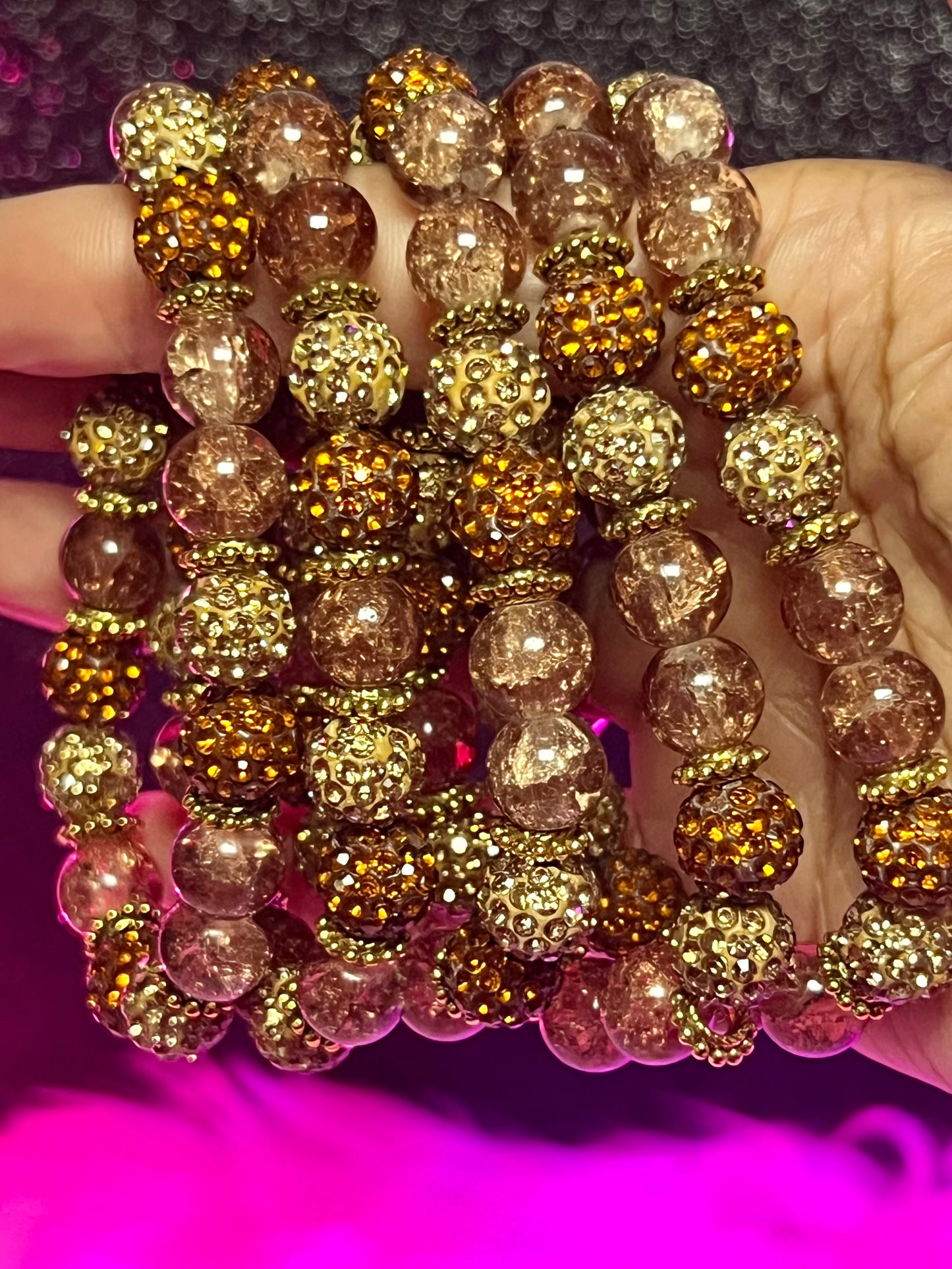 Pulsera con cuentas de Suga marrón (1 pieza)