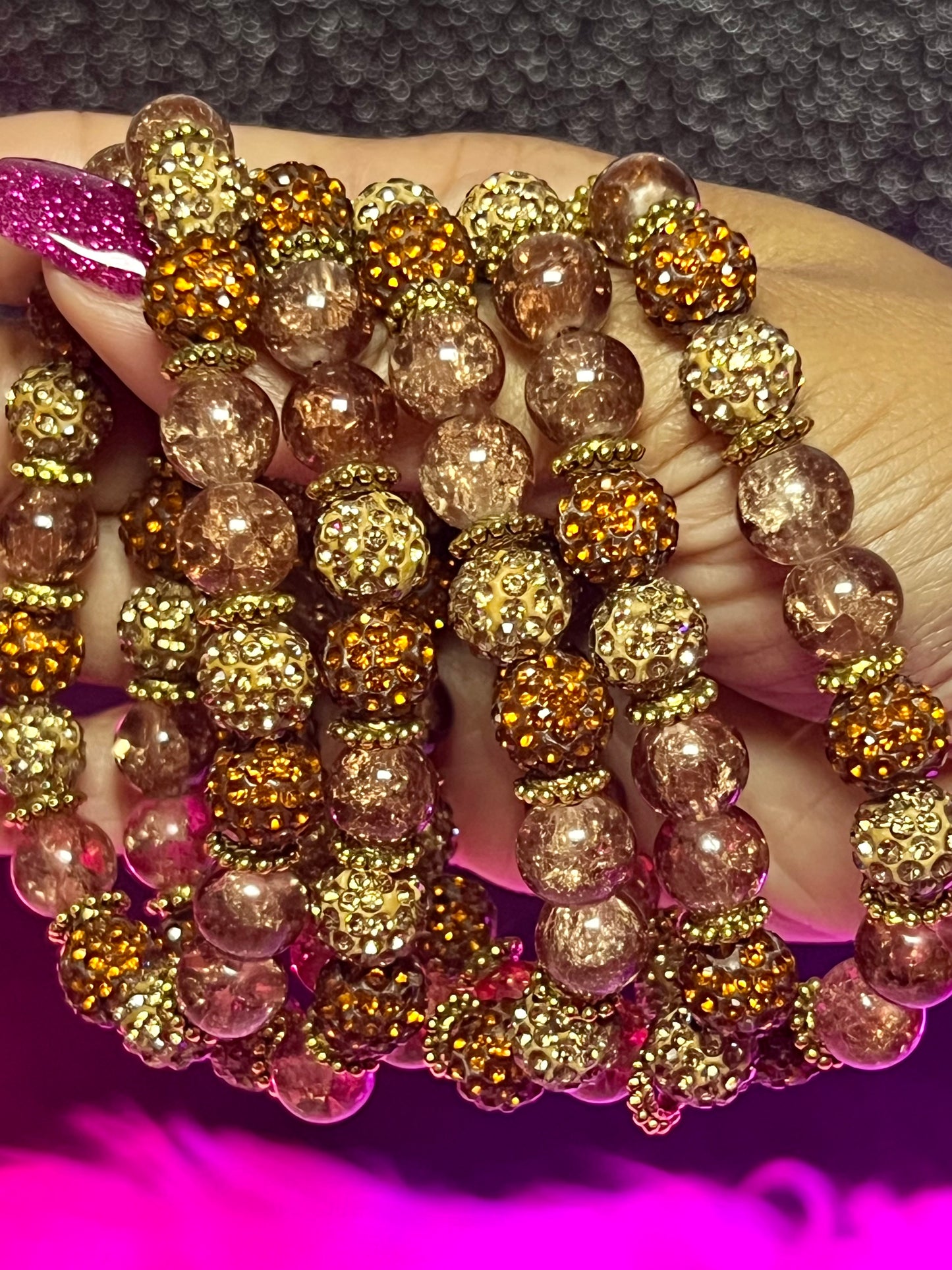 Pulsera con cuentas de Suga marrón (1 pieza)