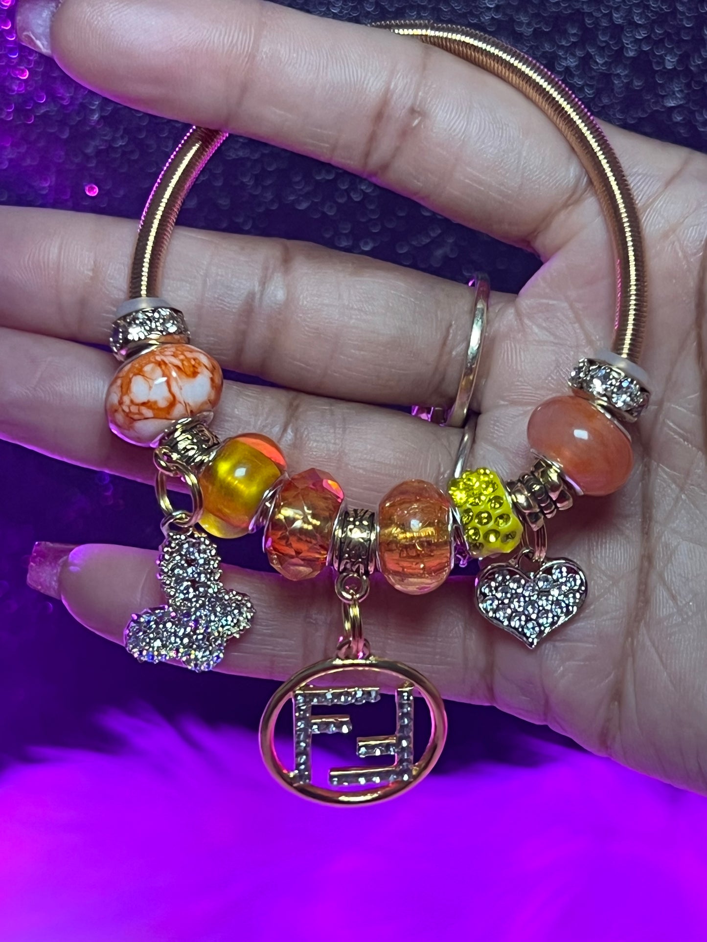 Pulsera con dijes | Estiramiento de lujo