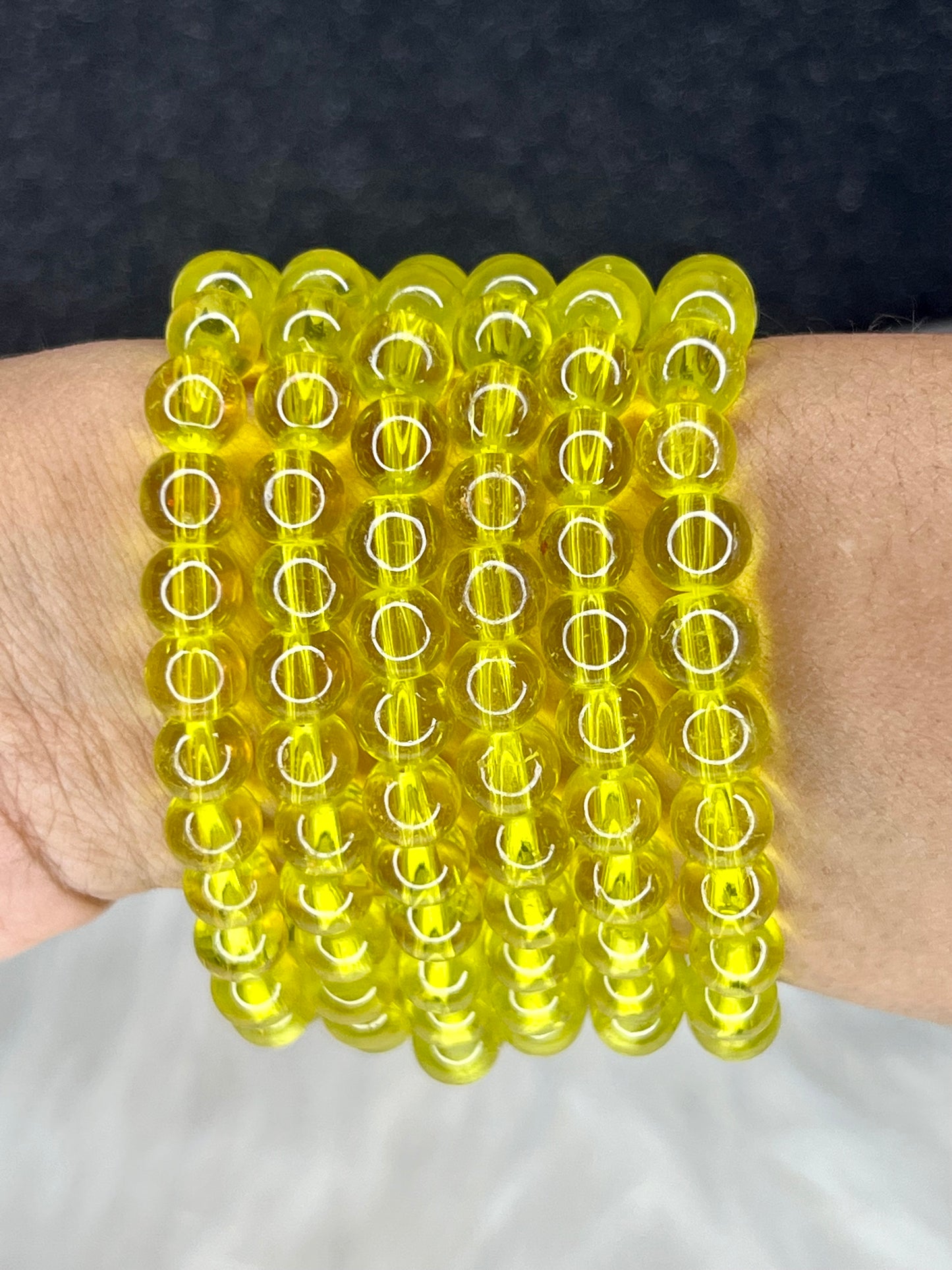 Pulsera con cuentas de limonada